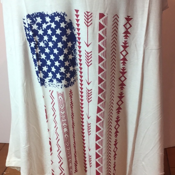 LAST ONE 🇺🇸 AMERICAN FLAG GRAPHIC V NECK TANK - Picture 7 of 8